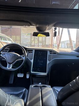 Tesla S P85D nabíjení zdarma - 7