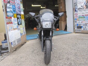 Kawasaki GPZ 500S - 7