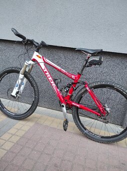 Trek Top Fuel 8 celoodpružené horské kolo (M) - 7