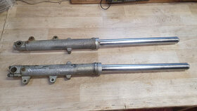 Díly z YAMAHA XS650 Special (1979) - 7