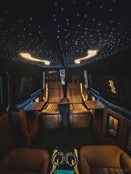 Volkswagen T6 VIP 2.0 TDI - 7