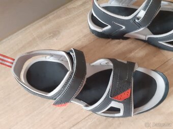 Prodám juniorské sandály vel. 40 stélka 25,3cm - 7