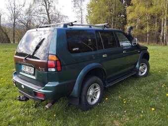 Mitsubishi Pajero Sport 2.5 TD - 7