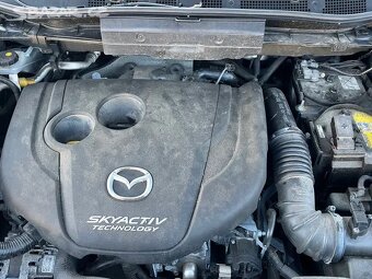 304. Mazda CX-5 2.2 SH01: Na náhradní díly - 7