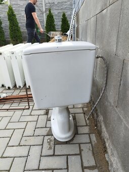 Rohová vana,kombi toaleta - 7