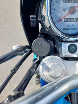 Kawasaki ZR 7 - 7