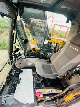 Pásové rypadlo Volvo EC220EL (Možnost leasingu) - 7