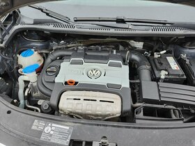 Volkswagen Touran Cross - 7