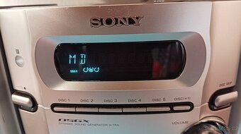 Zánovní věž Sony. - 7