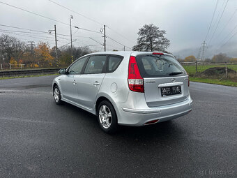 HYUNDAI i30 CW, 1.6 CRDi, r.v. 2011 - 7