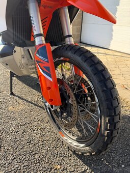 KTM 890 adventure R - 7