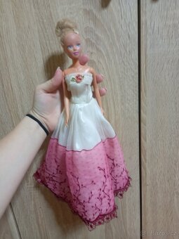 Panenky,auto,kočáry a koník - 7