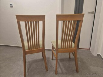 Prodám - jídelní stůl + 6 židlí v setu - 7