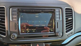 Volkswagen Sharan 1.4 TSI 110 kW DGS Highline 7m - 7
