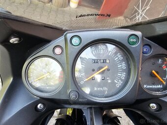 Kawasaki Ninja 250R - 7