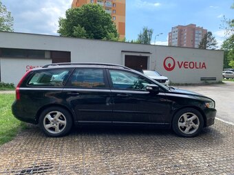 Volvo v50 2.0d rok 2009 - 7