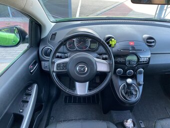 Mazda 2 1,3i 62kW, ČR, 1.MAJ - 7