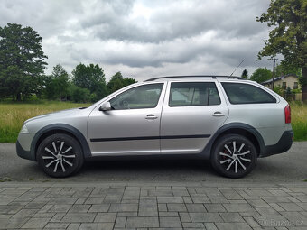 Škoda Octavia 2 Scout 2.0 tdi - 7