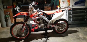 Honda CRF250R r.v. 2008 - 7