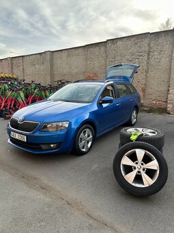 OCTAVIA 3 COMBI 2.0 TDI 4x4 - 7