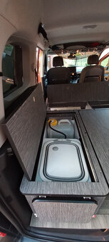 Obytná vestavba - 7