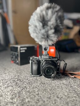 Prodám Sony a6500 se spoustou příslušenství - 7