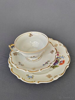 Porcelánova čajová sada s nádherným květinovým zdobeným - 7