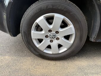 VOLKSWAGEN MULTIVAN T5 GP 2,0 TDI / 103 kW / man. - 7