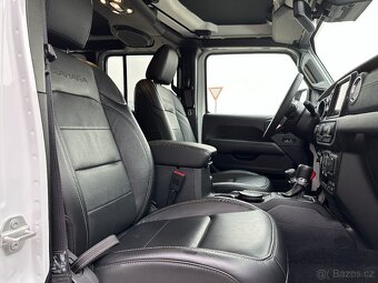 Jeep Wrangler Sahara 4xe Plug-in Hybrid (2024) - 7