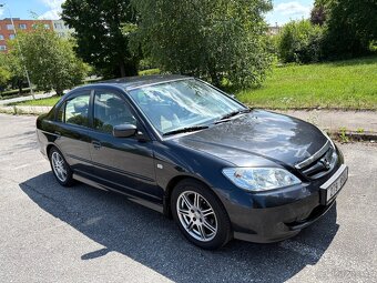 Honda Civic 1,6 VTEC 81kW r.v 2004 - 7