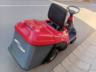 Prodám zahradní traktor Castelgarden XF130 12.5Hp - 7