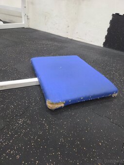 Posilovací věž - 7