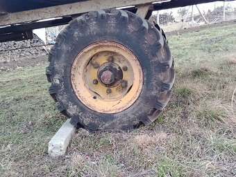 Prodám vlečku s okem za traktor - 7