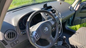 Suzuki SX4 - 88 000 km - záruka - 7