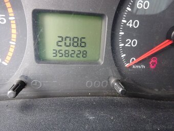 Ford Transit 2.2 TDCI r.v.2009 (63 kw) 9.Míst - 7