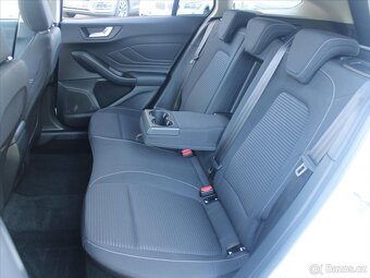 Ford Focus 2,0 EcoBlue 110W Titanium ČR 1.maj  6M/T Titanium - 7