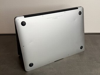 Macbook Air 13'' 2014 / i5 / 4GB / 128GB SSD / DPH - 7