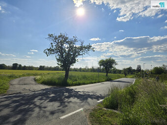 Prodej stavebního pozemku 7 185 m² – Močovice u Čáslavi - 7