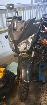 Suzuki V strom 1000 DL - 7