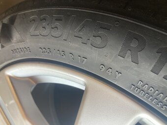 Alu kola MERCEDES W207 E-Coupe - letní 235/45+255/40R17 - 7