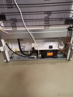 Kombinovaná lednice Siemens š.70 cm - 7