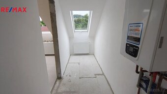 Podkrovní byt 2+kk, 66,9m² - před dokončením - 7