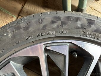 Originál Audi kola 245/45 R19 8.5J ET40 - 7