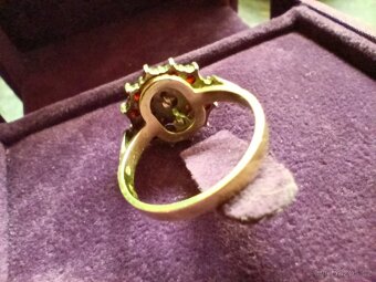 Prsten s českými granáty - 7