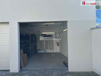 Garáž v centru Luhačovic - 7