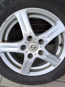 Zimní kompletní kola Hyundai i30, 195/65 R15 - 7