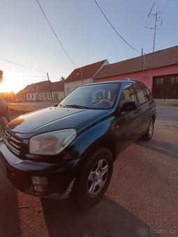 Toyota Rav - 7