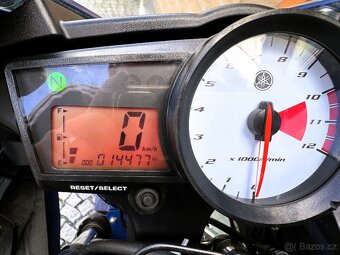 Yamaha YZF-R125 - 7