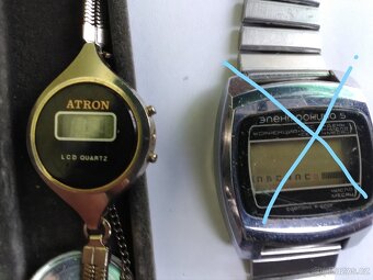 Prodám starší hodinky a budíky - nefunkční - 7