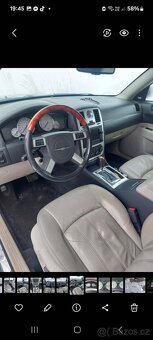 Osobní automobil Chrysler 300c - 7